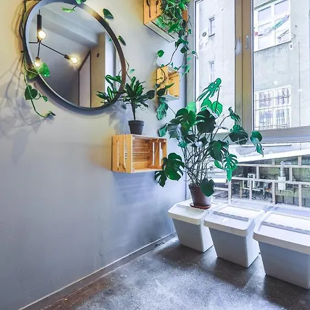 Stonewall - Self Check In