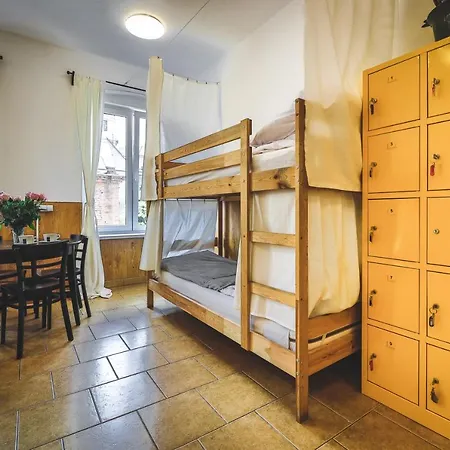 Stonewall - Self Check In * 포즈난