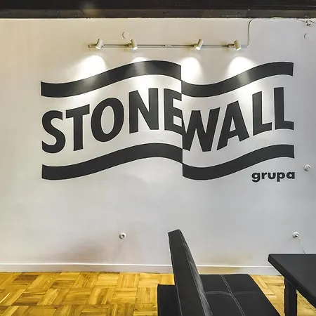 Stonewall - Self Check In *