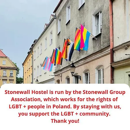 Hostel Stonewall - Self Check In *