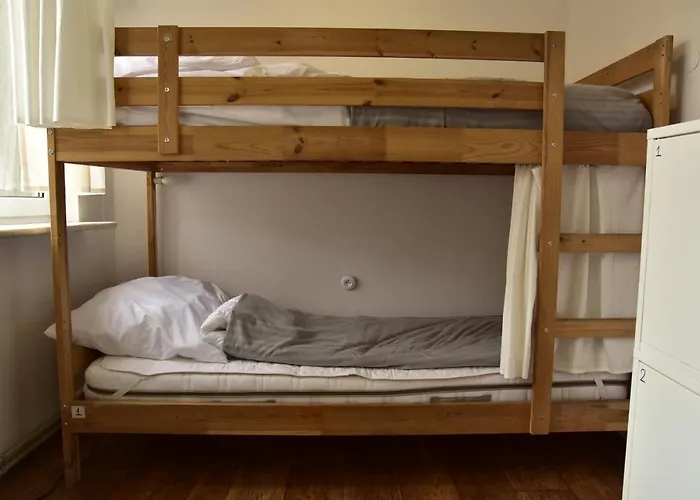 Хостел Stonewall - Self Check In *