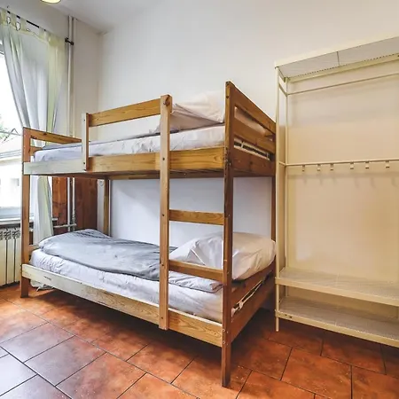 Hostel Stonewall - Self Check In Poznań