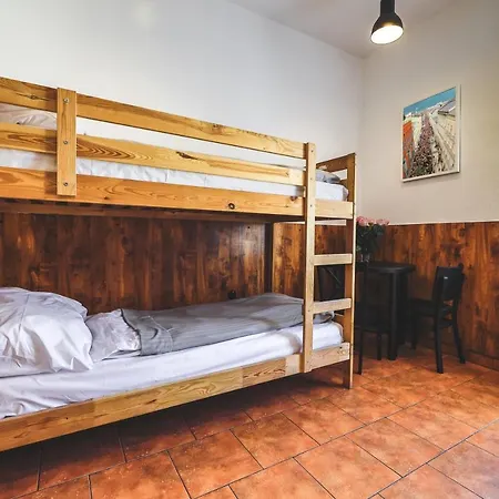 Stonewall - Self Check In Poznan