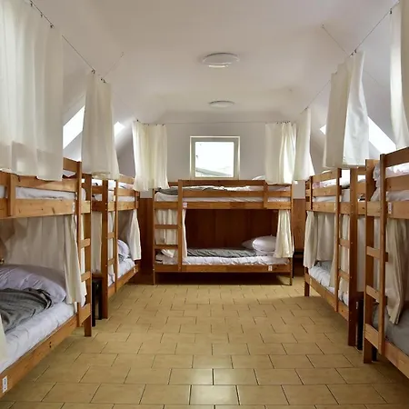 Hostel Stonewall - Self Check In Πόζναν