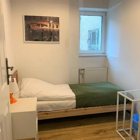 Stonewall - Self Check In Poznań